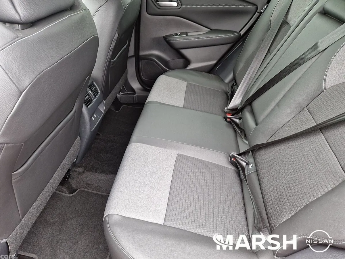 Nissan Qashqai MPV, Petrol Hybrid, 2026, Red