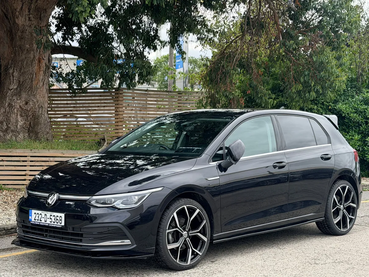 Volkswagen Golf Estate, Diesel, 2023, Black