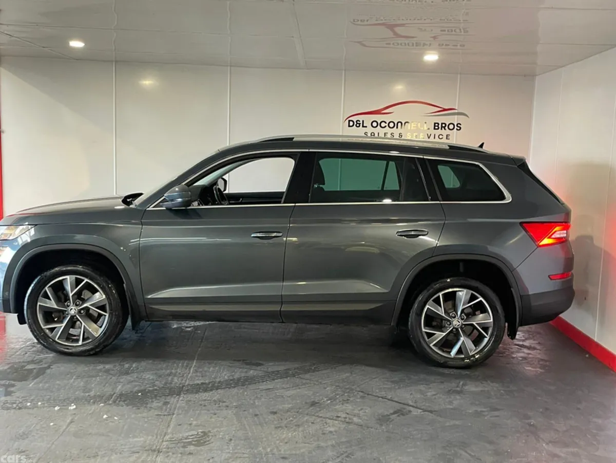 Skoda Kodiaq Estate, Diesel, 2021, Grey