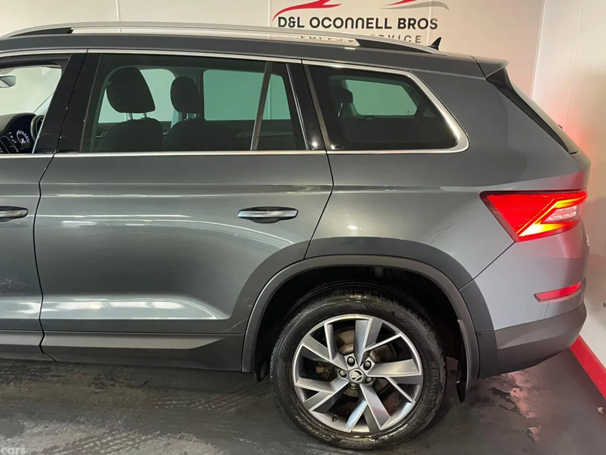 Skoda Kodiaq Estate, Diesel, 2021, Grey