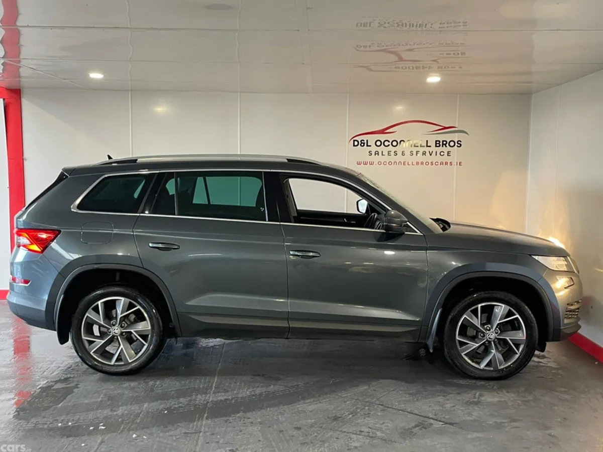 Skoda Kodiaq Estate, Diesel, 2021, Grey