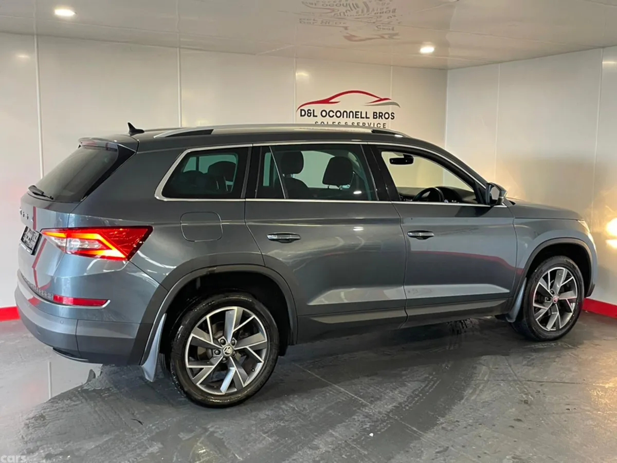 Skoda Kodiaq Estate, Diesel, 2021, Grey