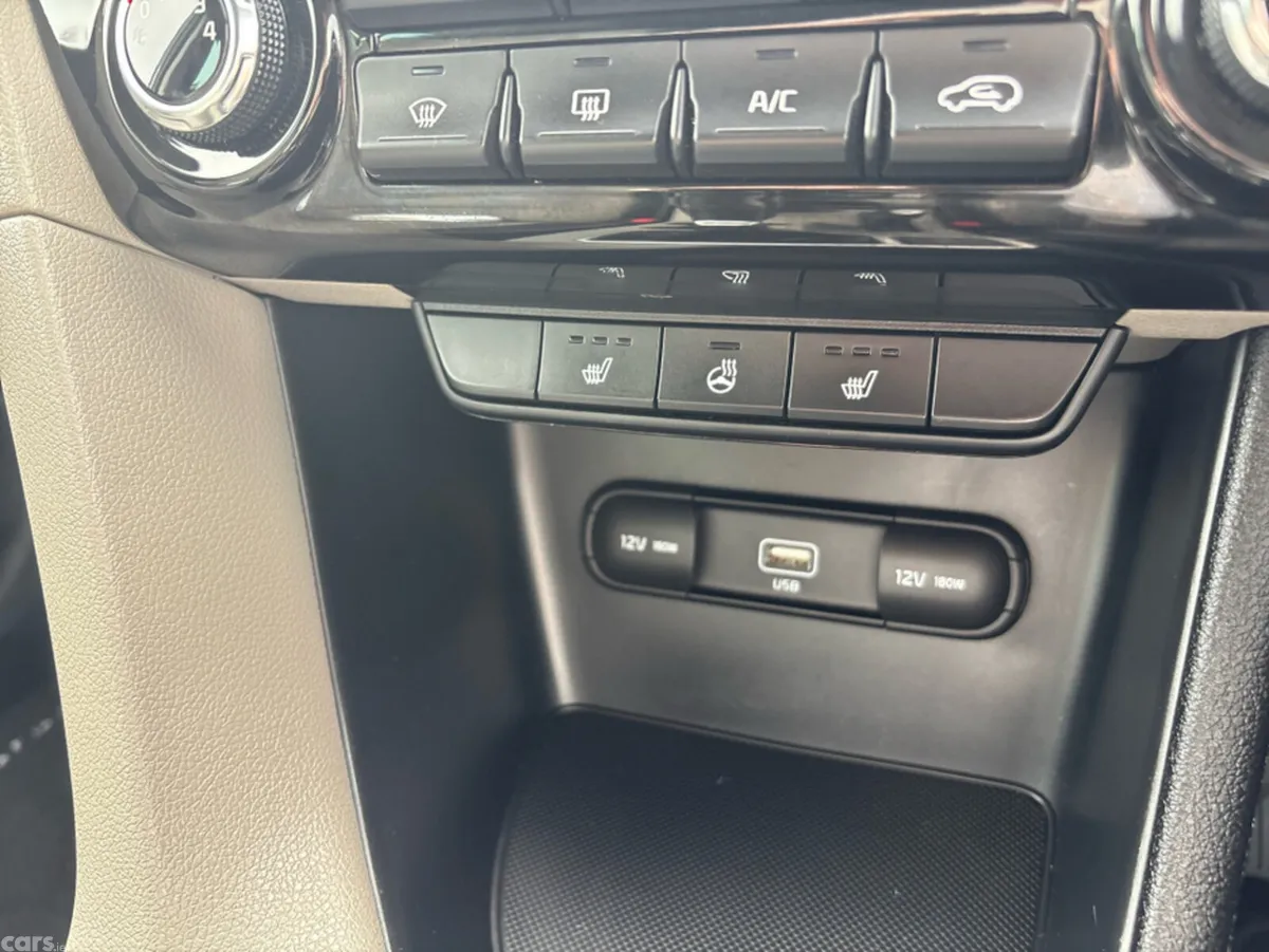 Kia Sportage MPV, Diesel Hybrid, 2020, Black