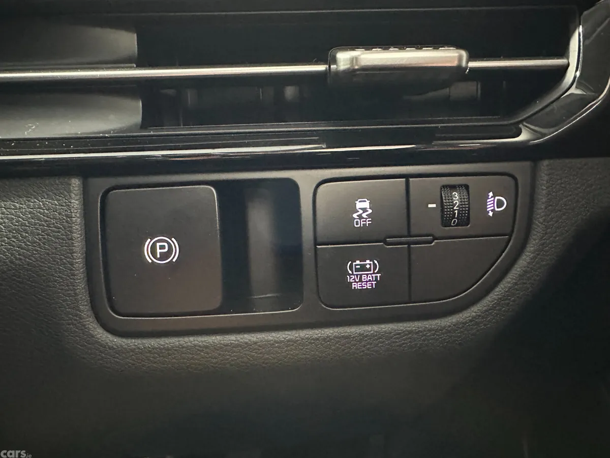 Kia Sportage SUV, Petrol Hybrid, 2026, Grey
