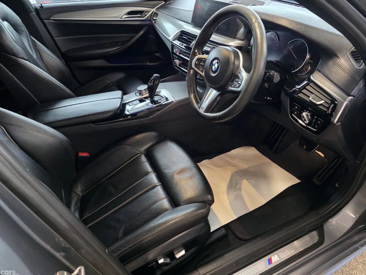BMW 5-Series Saloon, Diesel, 2017, Blue