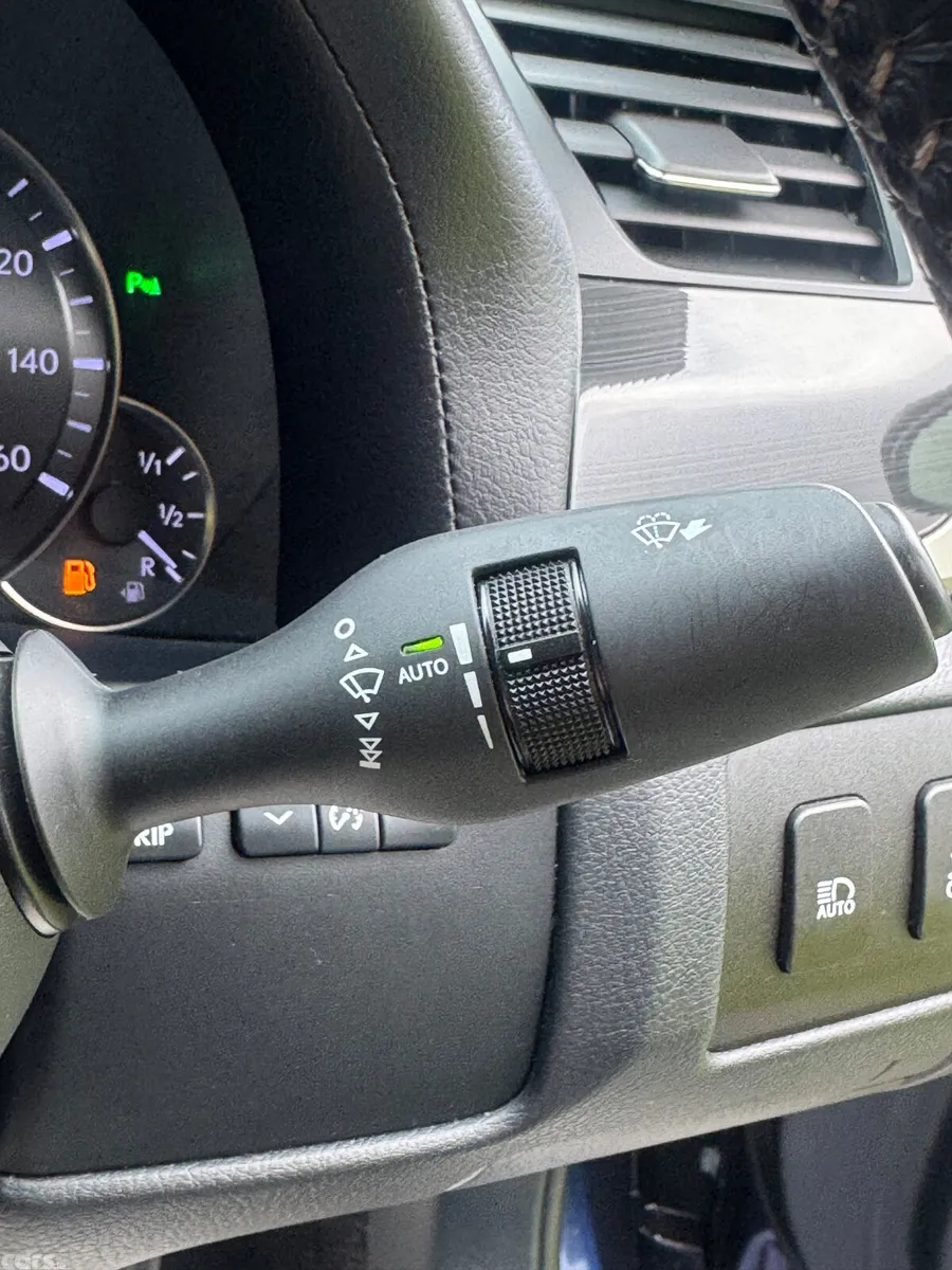 Lexus GS Saloon, Petrol Hybrid, 2016, Blue