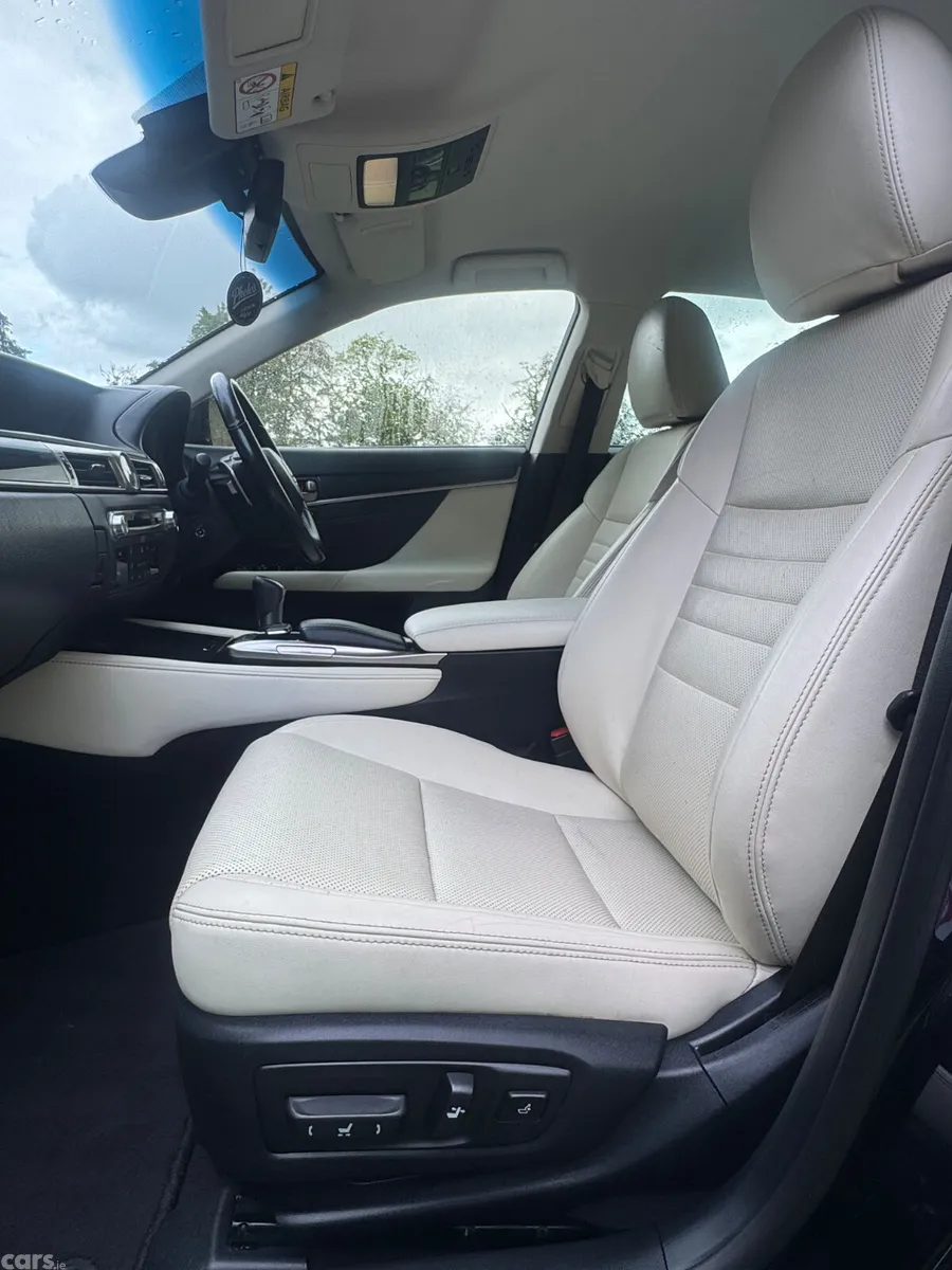 Lexus GS Saloon, Petrol Hybrid, 2016, Blue