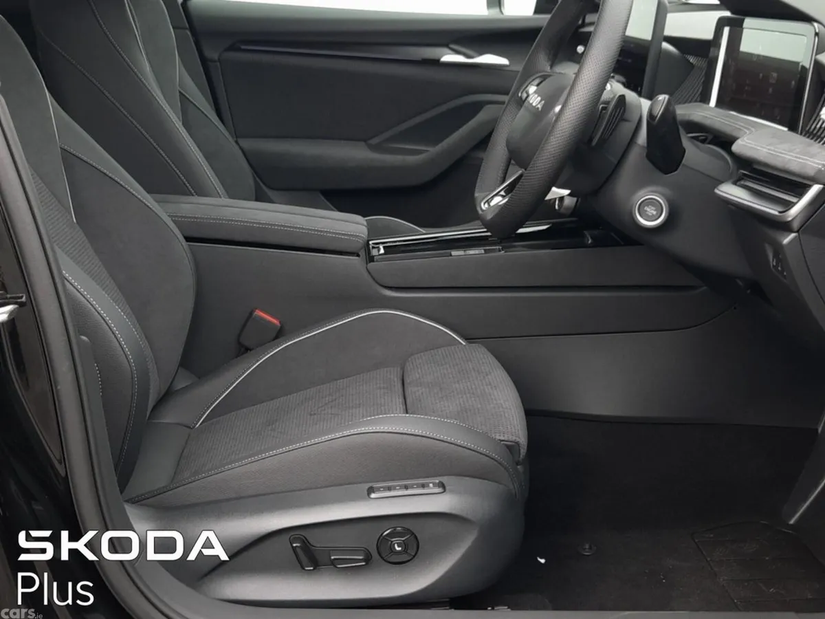 Skoda Superb Saloon, Diesel, 2026, Black