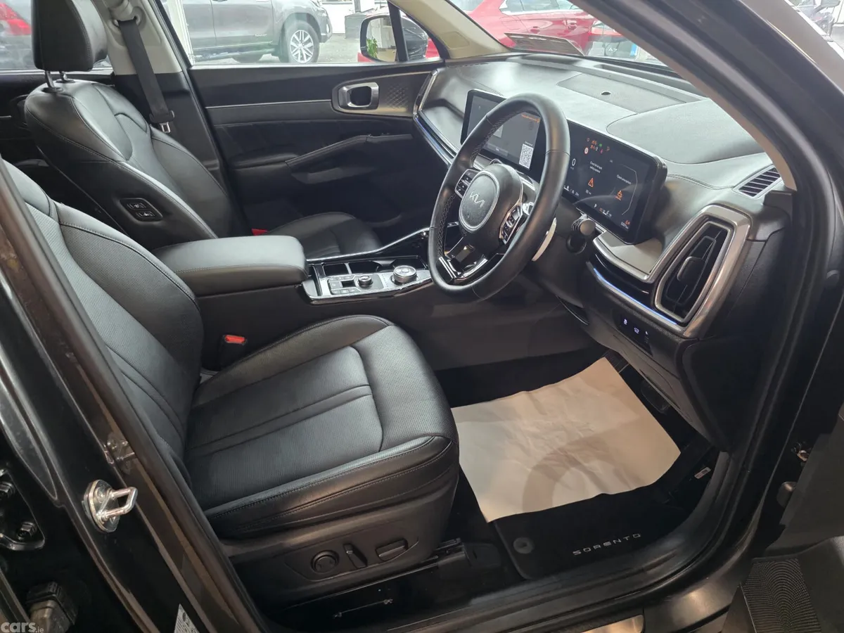 Kia Sorento SUV, Diesel, 2025, Grey