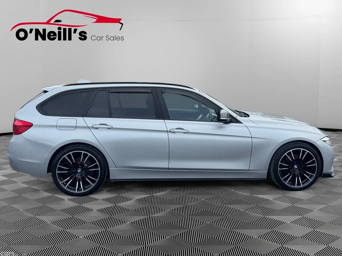 BMW 3-Series Estate, Diesel, 2019, Silver