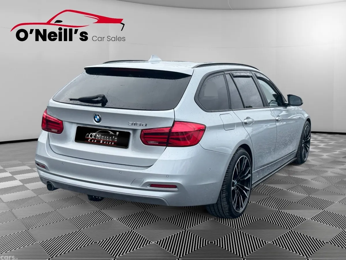 BMW 3-Series Estate, Diesel, 2019, Silver