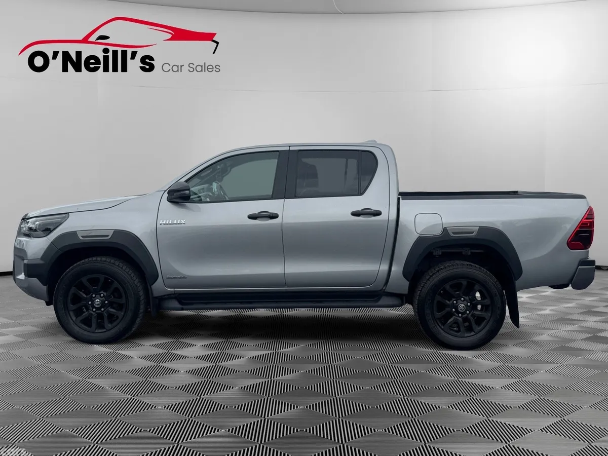 Toyota Hilux Pick Up, Diesel, 2025, Silver