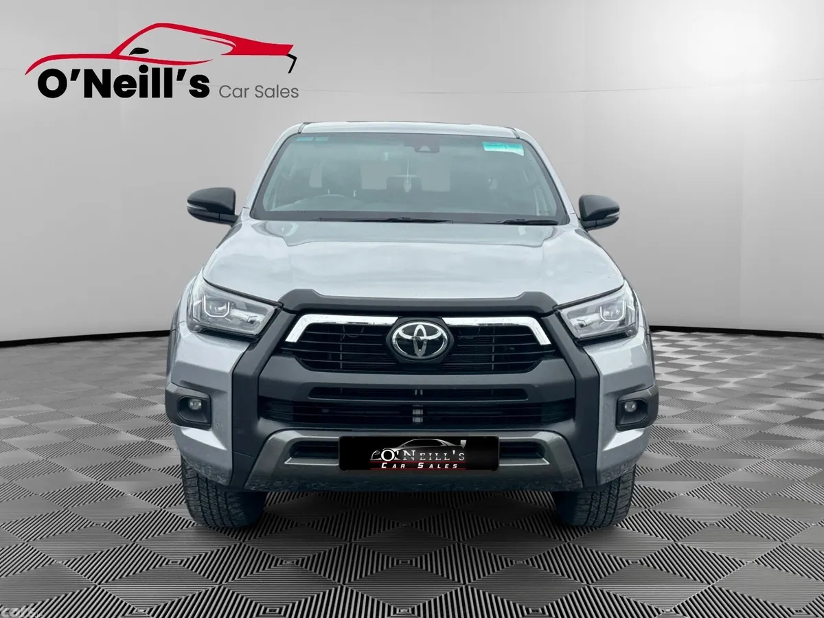 Toyota Hilux Pick Up, Diesel, 2025, Silver