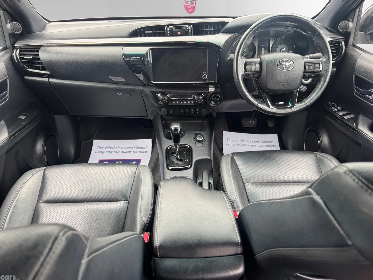 Toyota Hilux Pick Up, Diesel, 2025, Silver