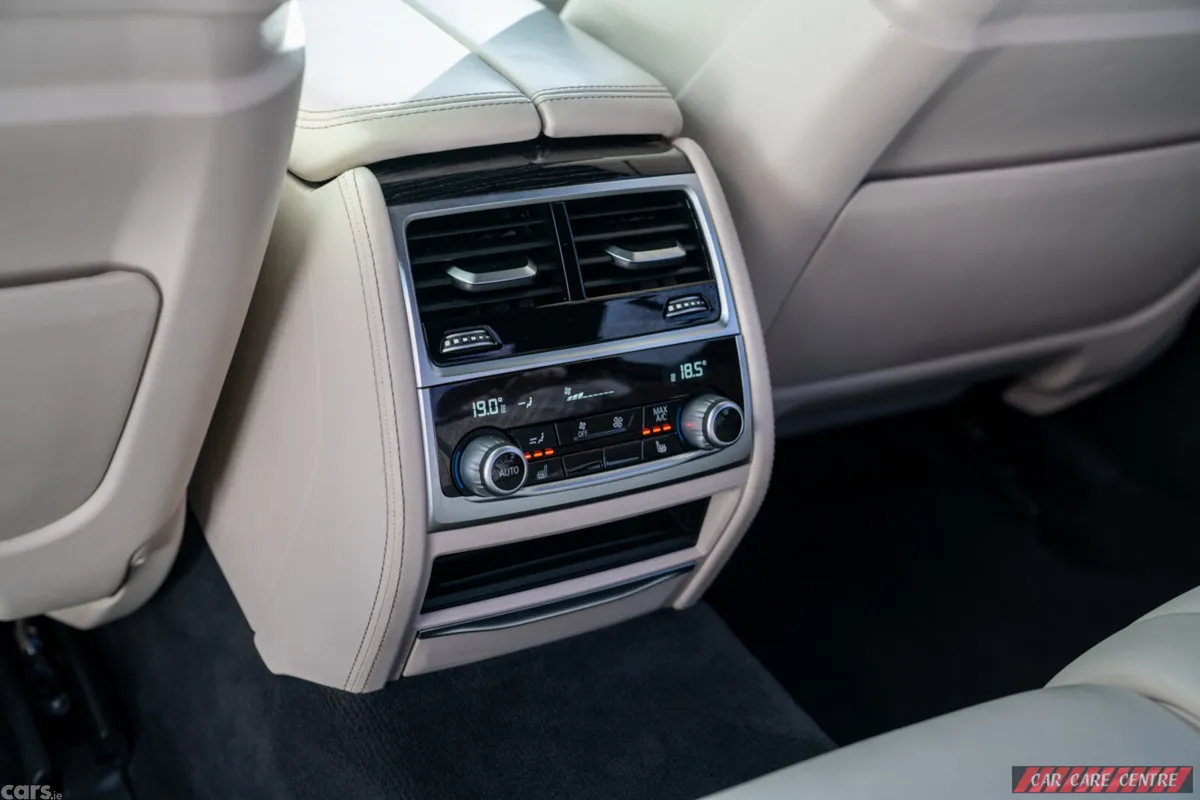 BMW 7-Series Saloon, Diesel, 2016, Black