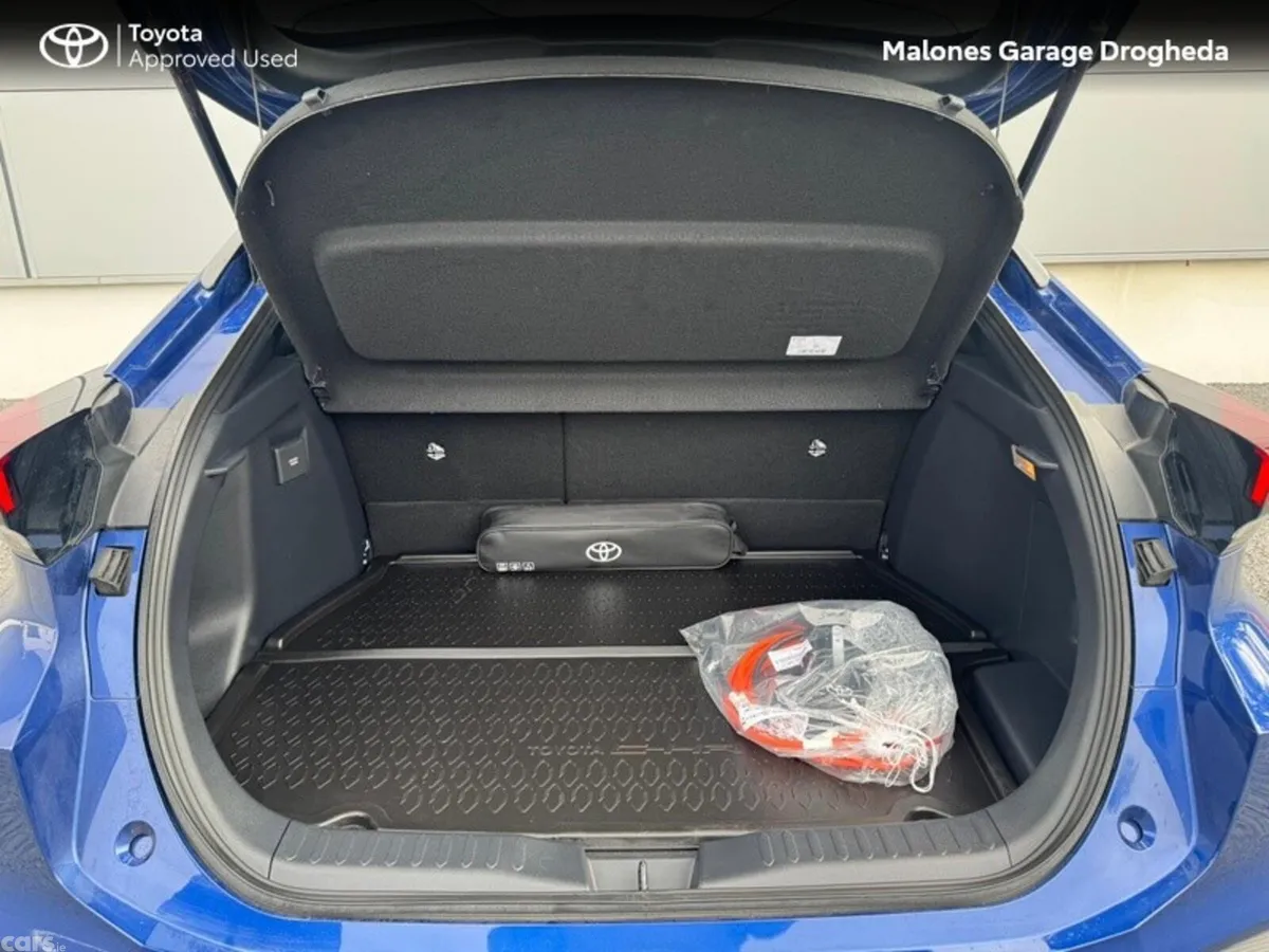 Toyota C-HR Hatchback, Petrol Plug-in Hybrid, 2026, Blue