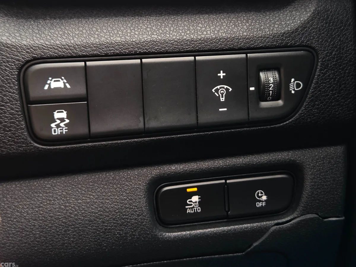Kia e-Niro SUV, Electric, 2022, Red