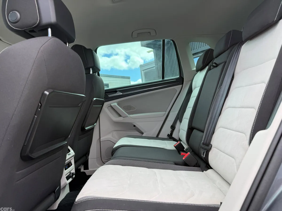 Volkswagen Tiguan SUV, Diesel, 2017, Grey