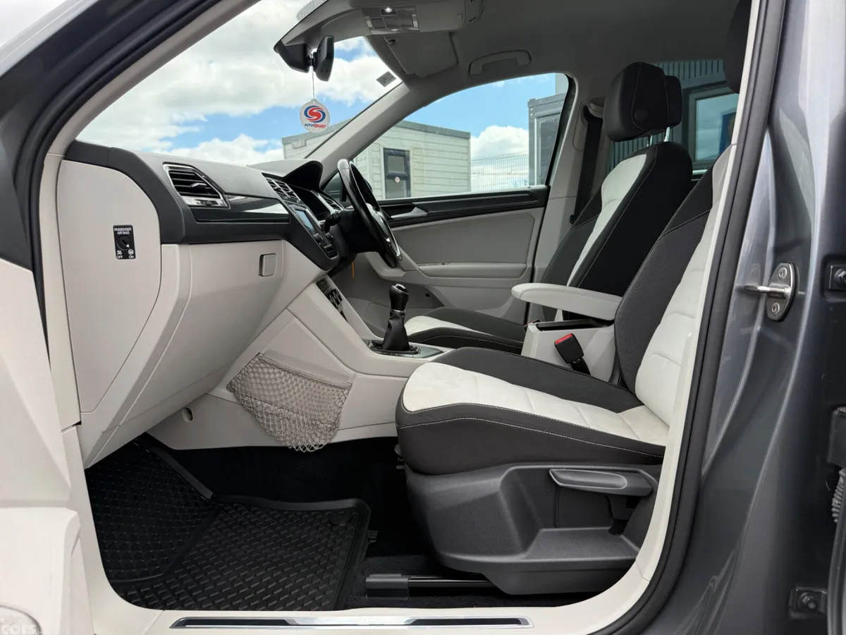 Volkswagen Tiguan SUV, Diesel, 2017, Grey