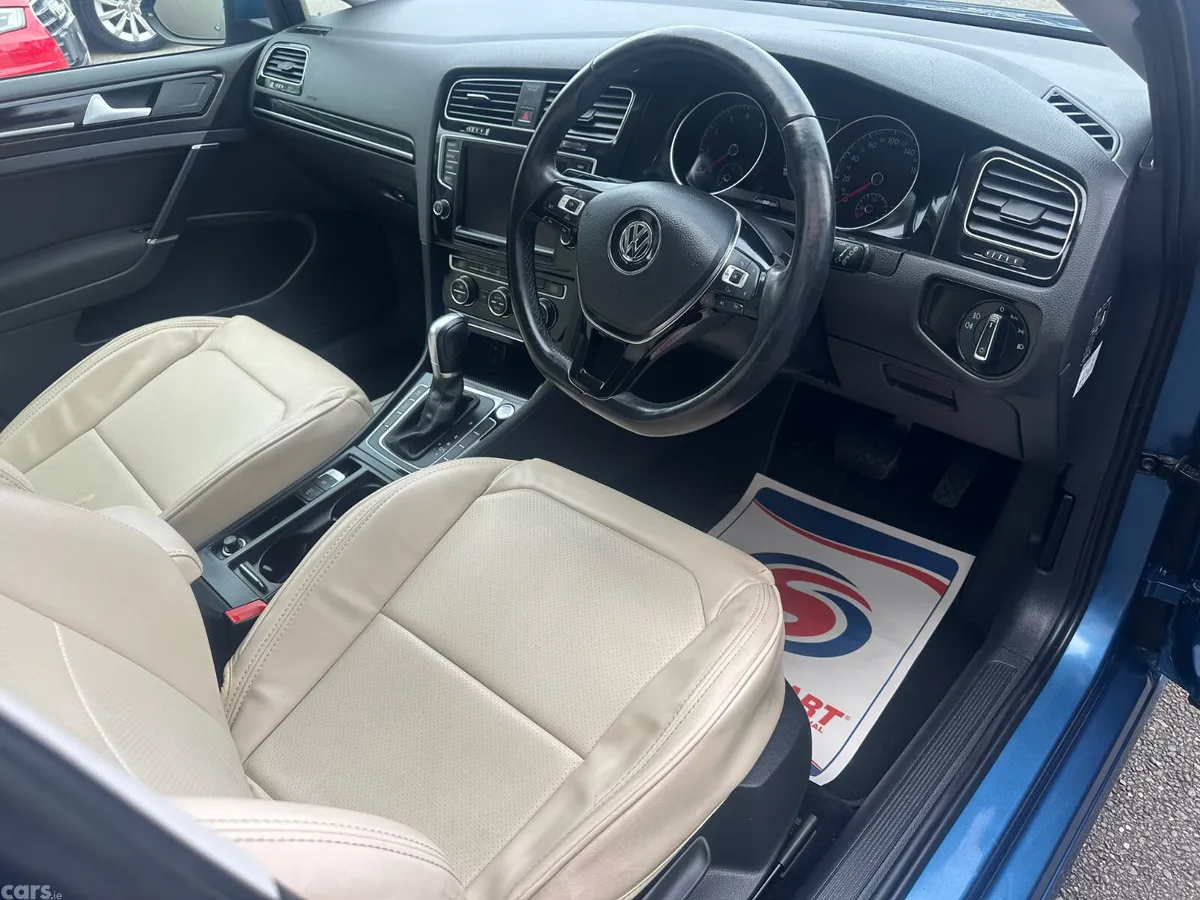 Volkswagen Golf Hatchback, Petrol, 2015, Blue