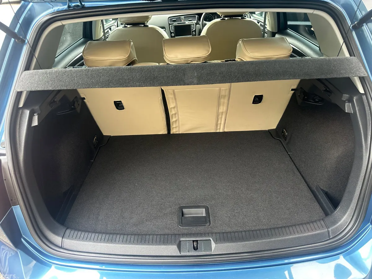 Volkswagen Golf Hatchback, Petrol, 2015, Blue