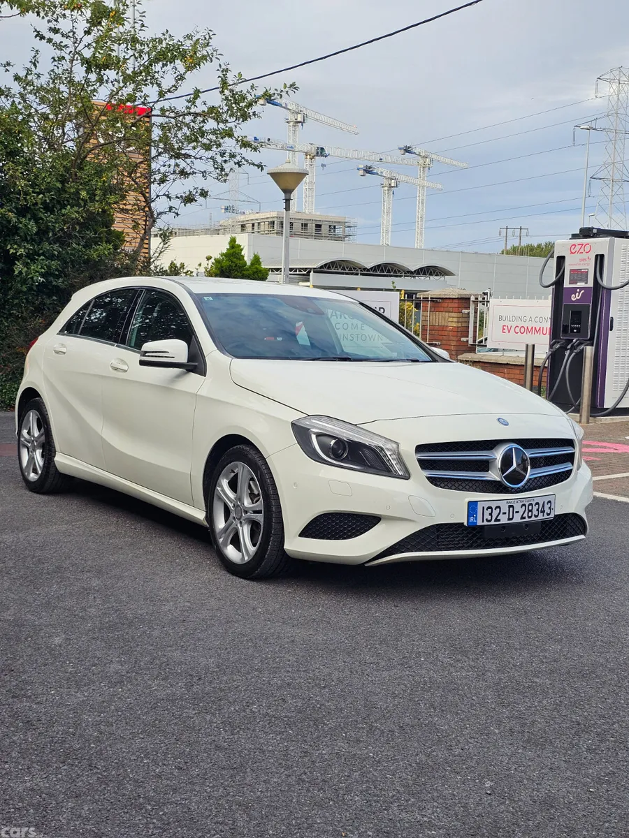 Mercedes-Benz A-Class Hatchback, Petrol, 2013, White