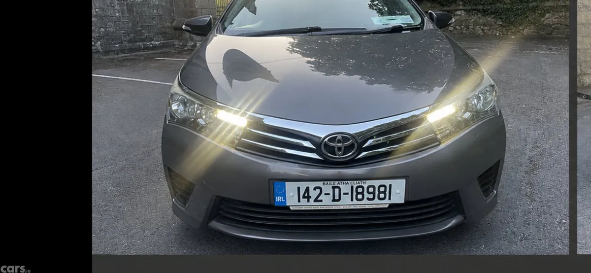 Toyota Corolla Saloon, Diesel, 2014, Grey