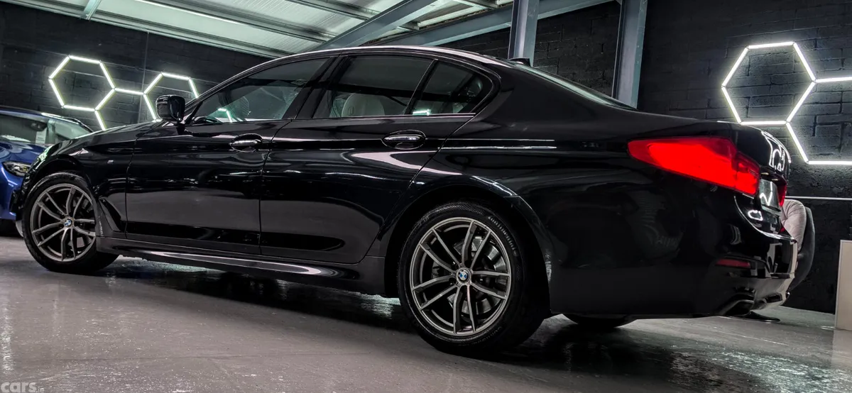 BMW 5-Series Saloon, Diesel, 2017, Black
