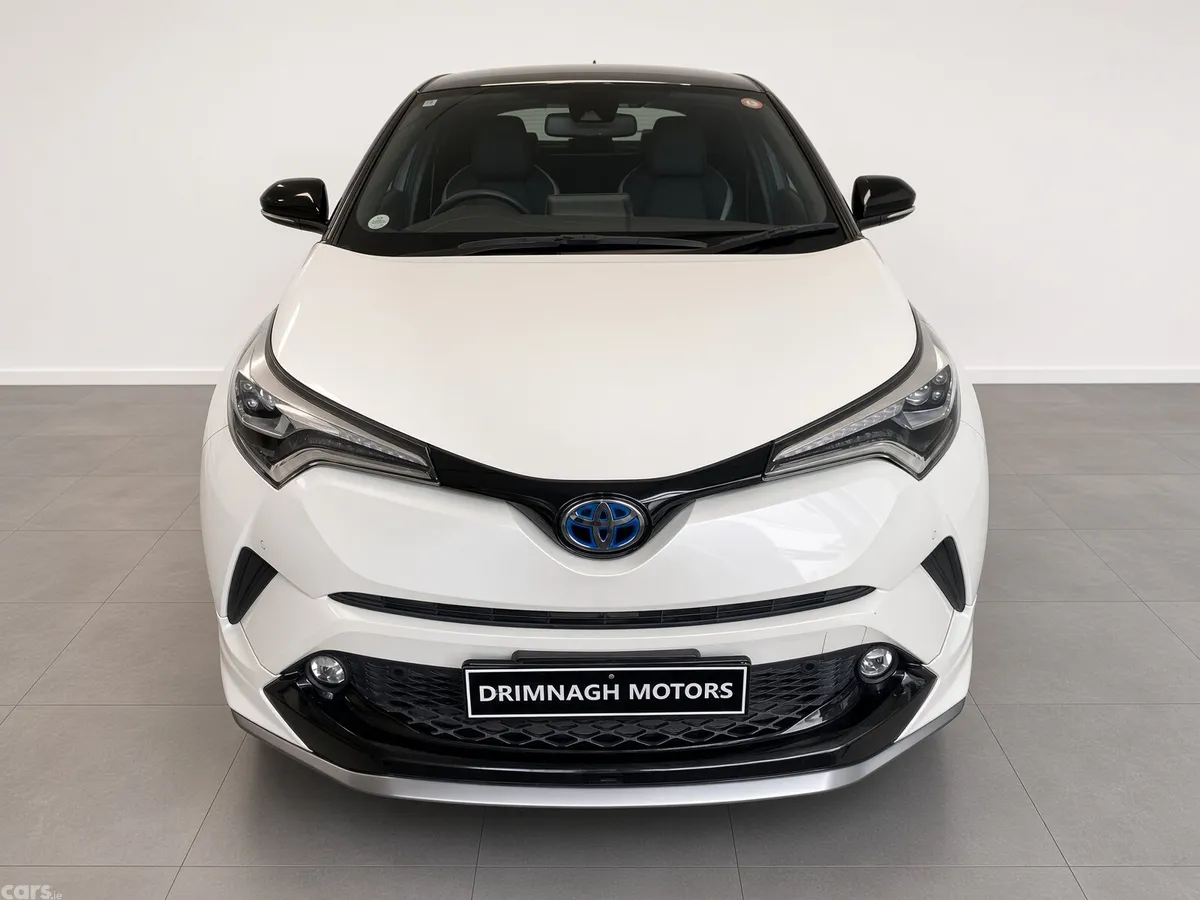 Toyota C-HR SUV, Petrol Hybrid, 2020, White