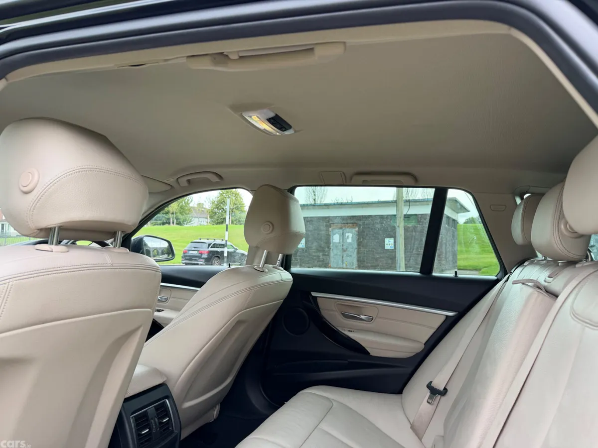 BMW 3-Series Estate, Diesel, 2018, Black