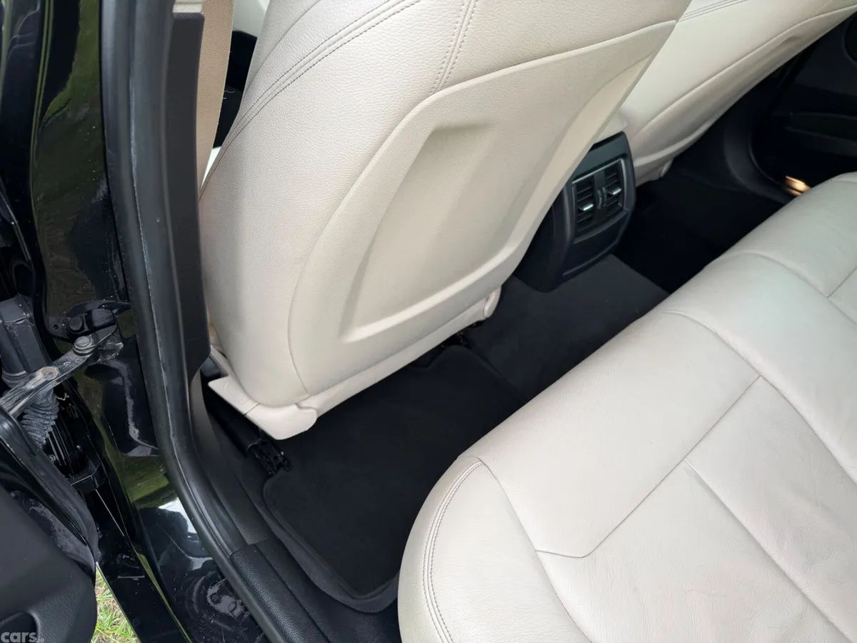 BMW 3-Series Estate, Diesel, 2018, Black