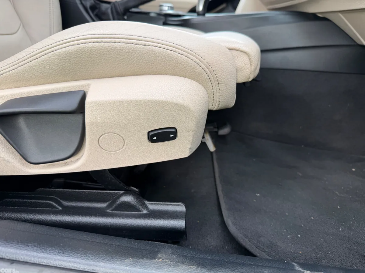 BMW 3-Series Estate, Diesel, 2018, Black