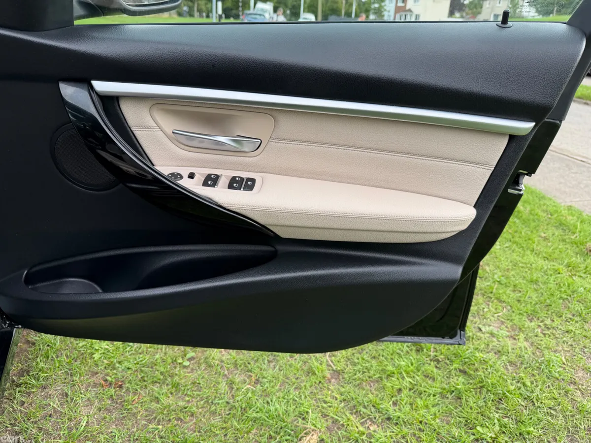 BMW 3-Series Estate, Diesel, 2018, Black