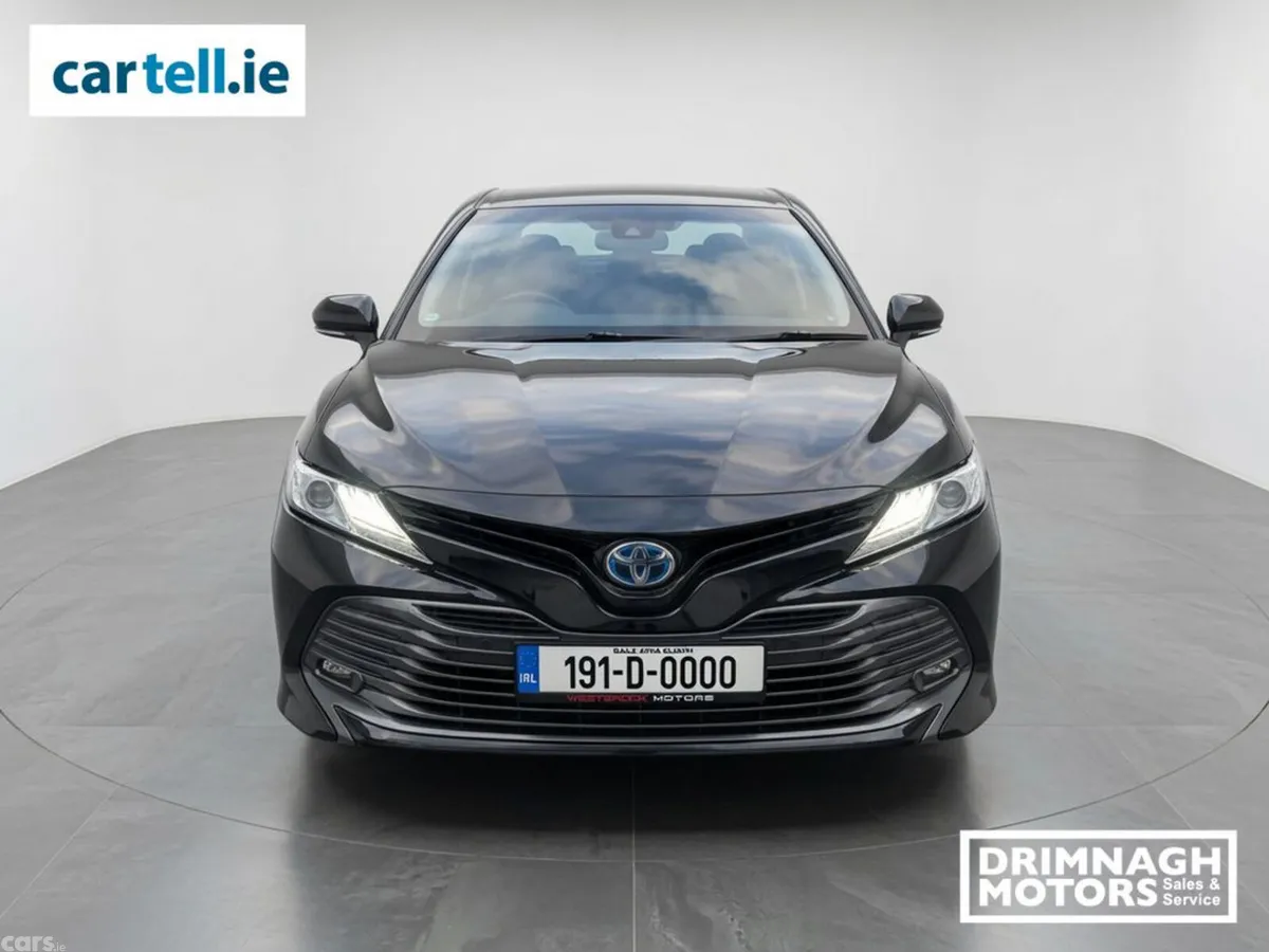 Toyota Camry Saloon, Petrol Hybrid, 2019, Black
