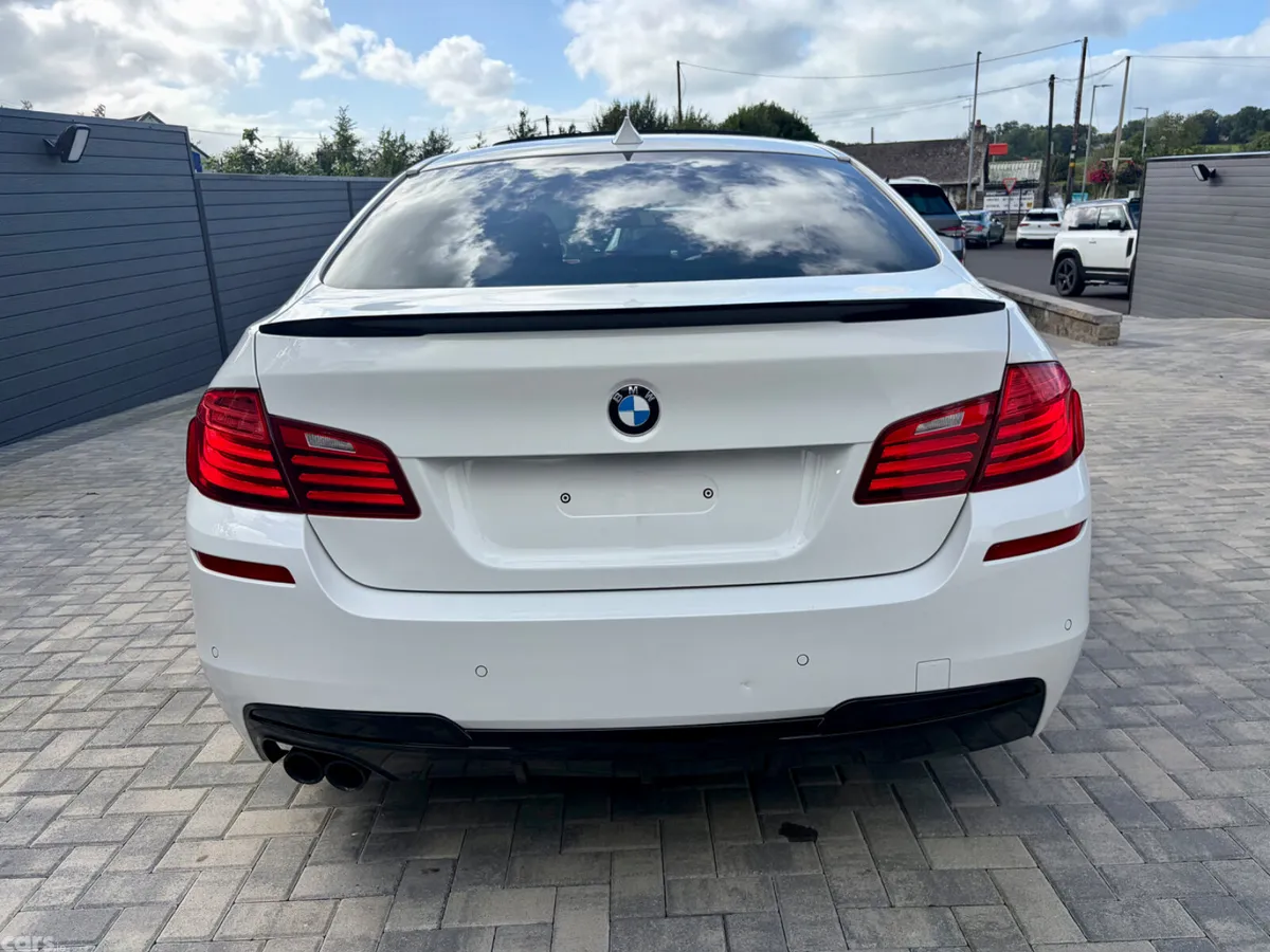 BMW 5-Series Saloon, Diesel, 2013, White