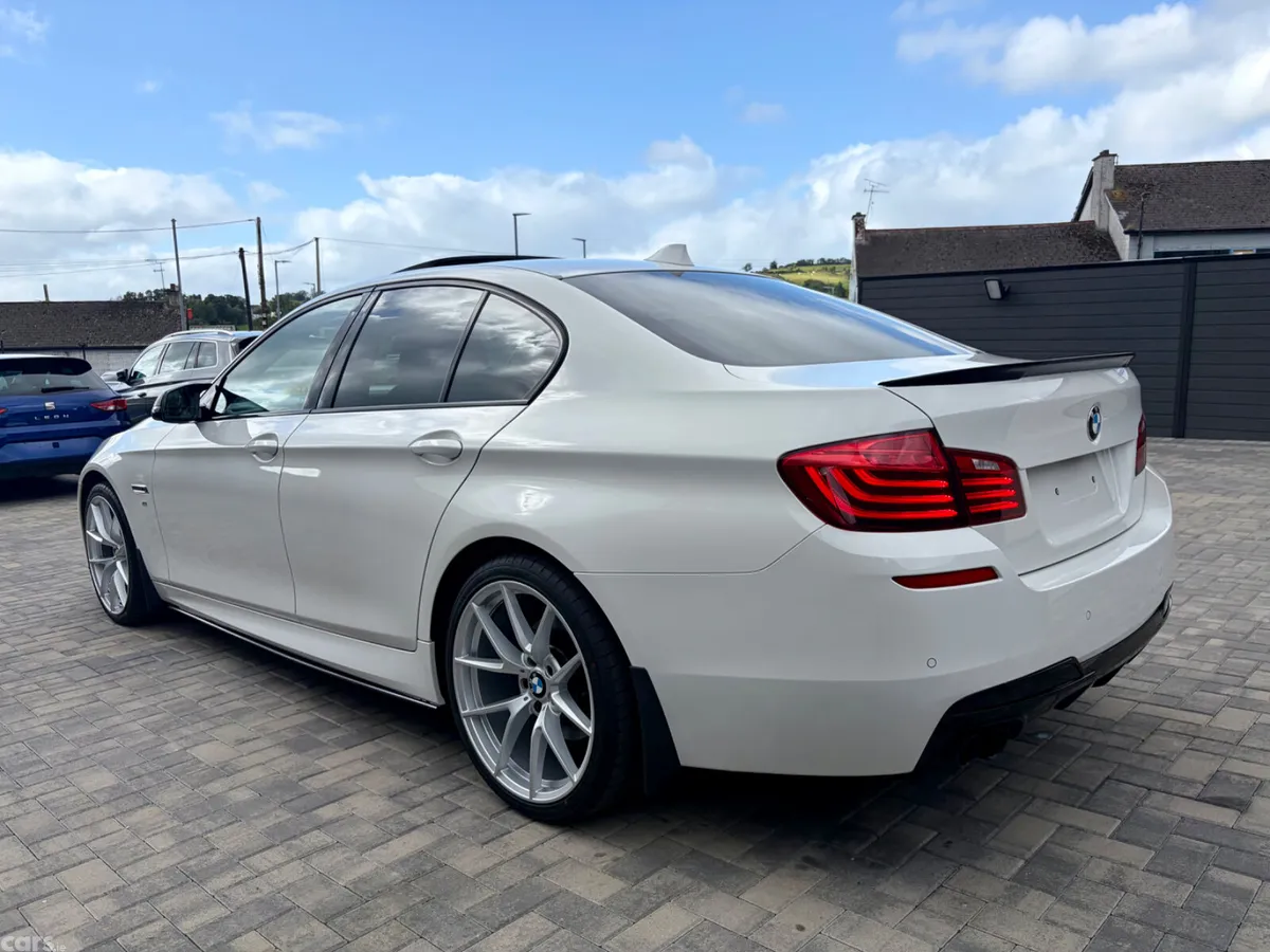 BMW 5-Series Saloon, Diesel, 2013, White