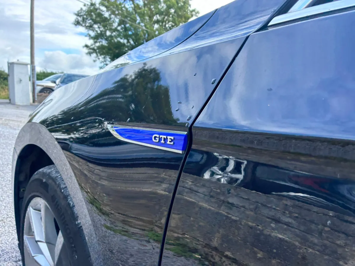 Volkswagen Passat Saloon, Petrol Plug-in Hybrid, 2021, Black