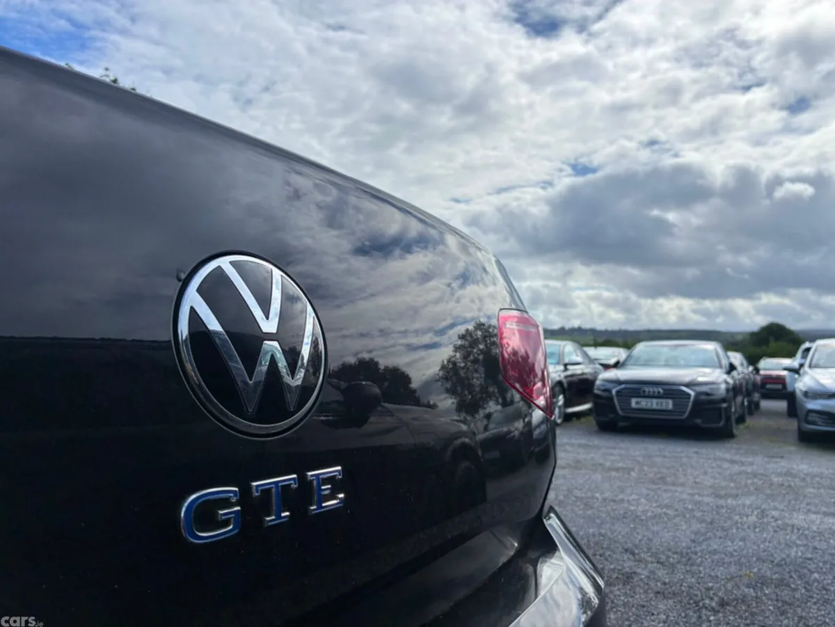 Volkswagen Passat Saloon, Petrol Plug-in Hybrid, 2021, Black