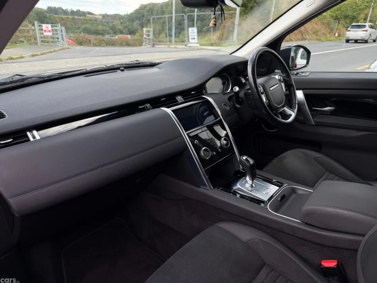 Land Rover Discovery Sport Estate, Diesel, 2020, Black