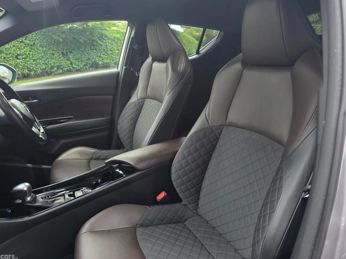 Toyota C-HR Hatchback, Petrol Hybrid, 2018, Red