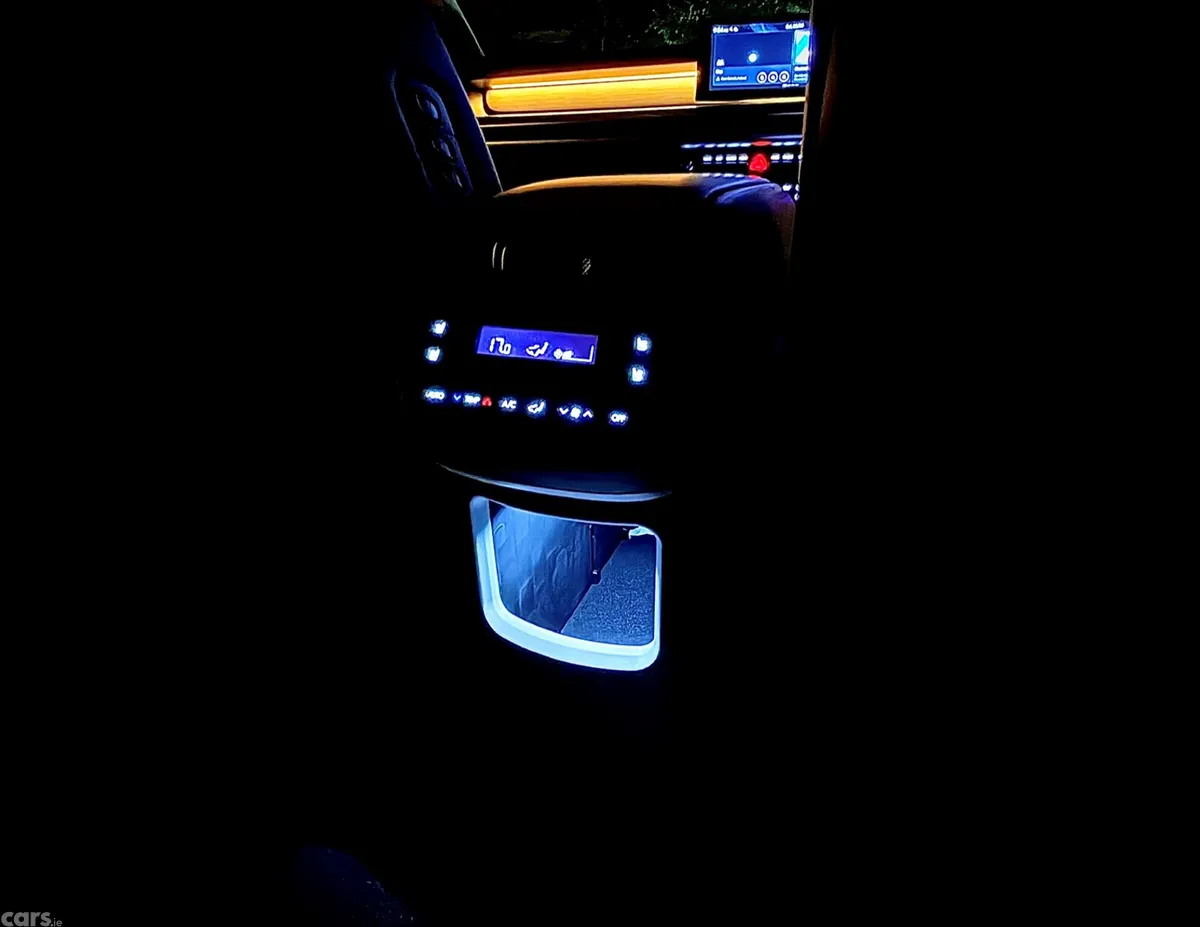 Hyundai IONIQ 9 MPV, Electric, 2026, Green