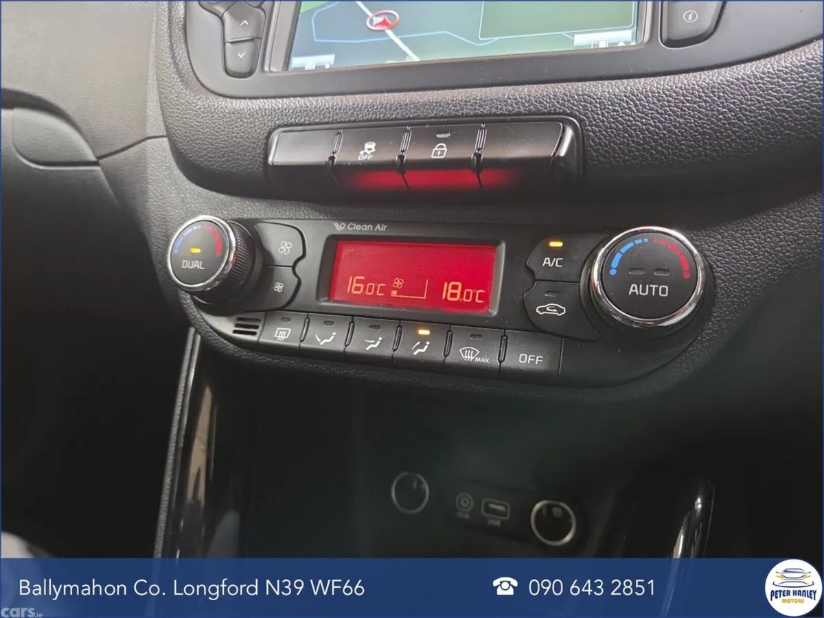 Kia Ceed Hatchback, Diesel, 2016, Red