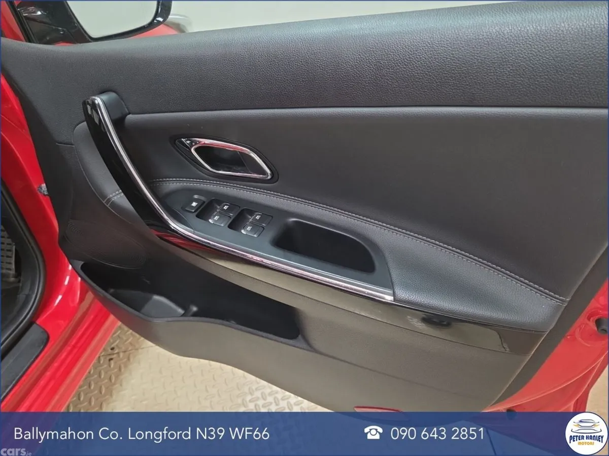 Kia Ceed Hatchback, Diesel, 2016, Red