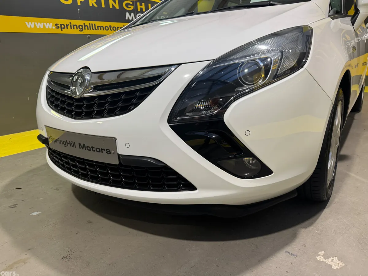 Vauxhall Zafira MPV, Diesel, 2015, White