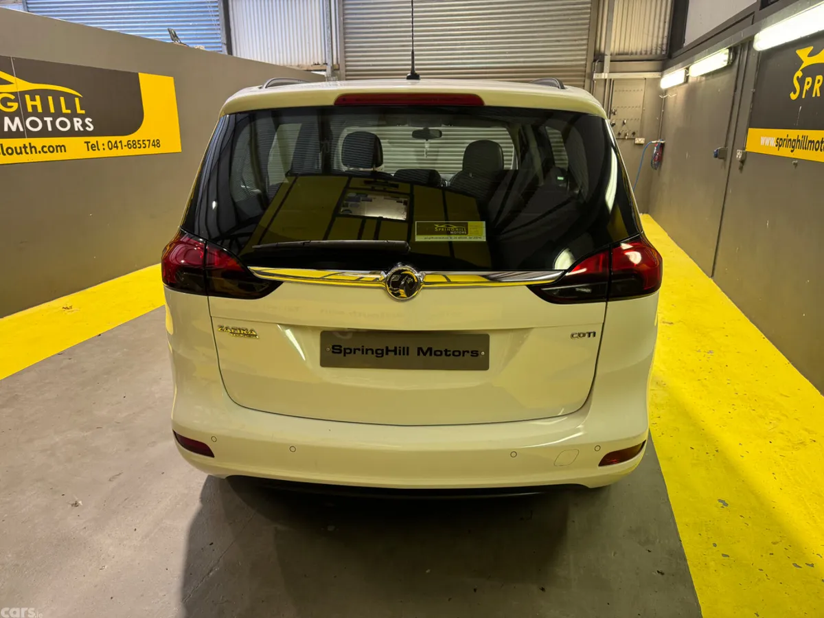 Vauxhall Zafira MPV, Diesel, 2015, White