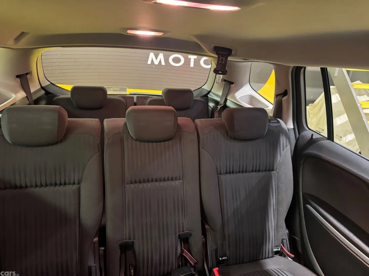 Vauxhall Zafira MPV, Diesel, 2015, White