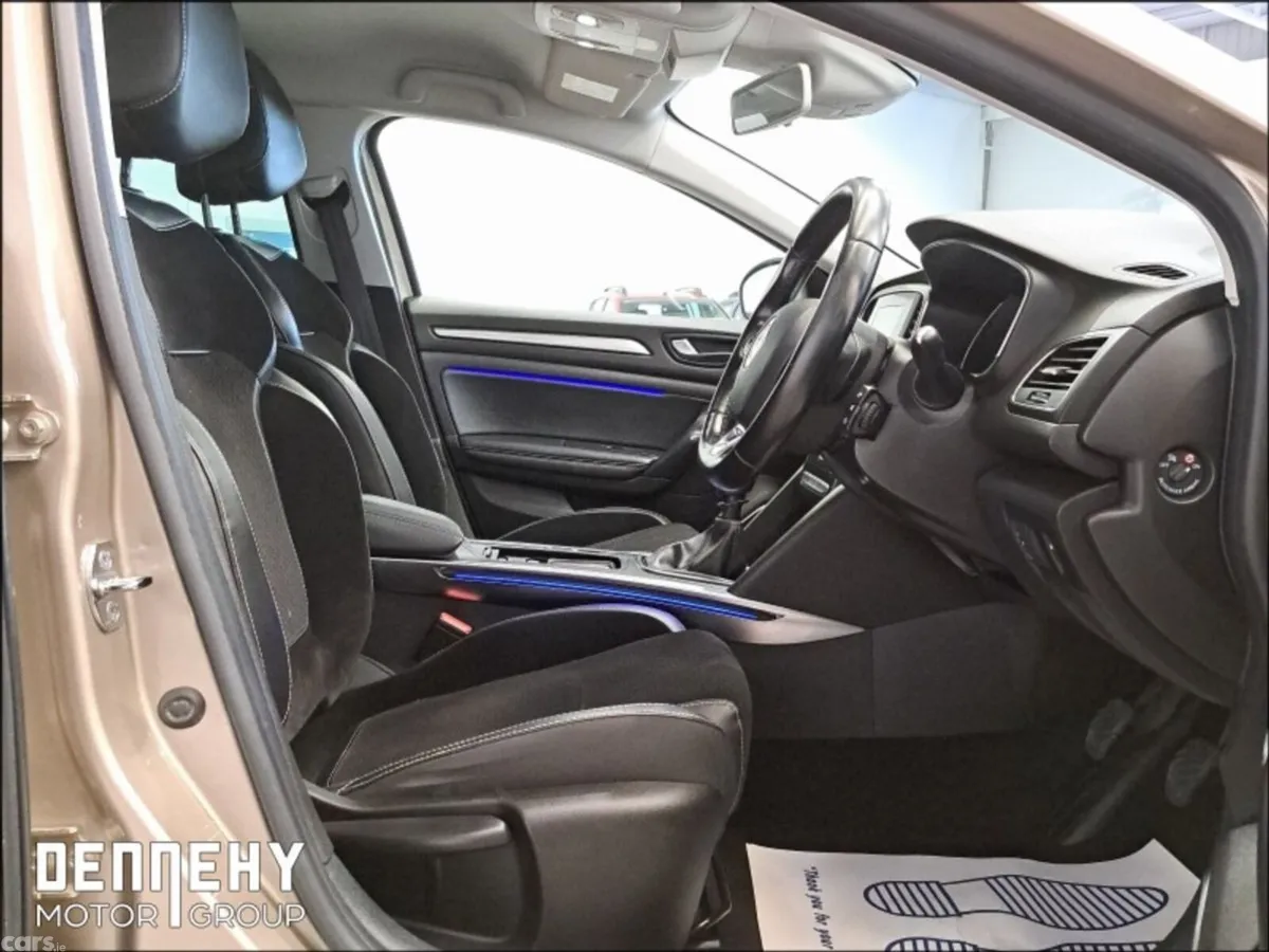 Renault Megane Saloon, Diesel, 2018, Brown