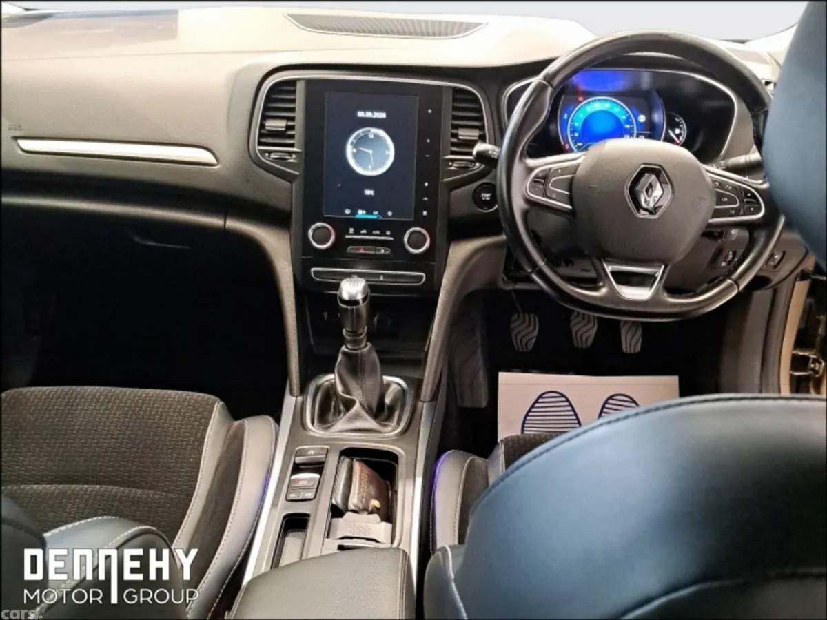 Renault Megane Saloon, Diesel, 2018, Brown