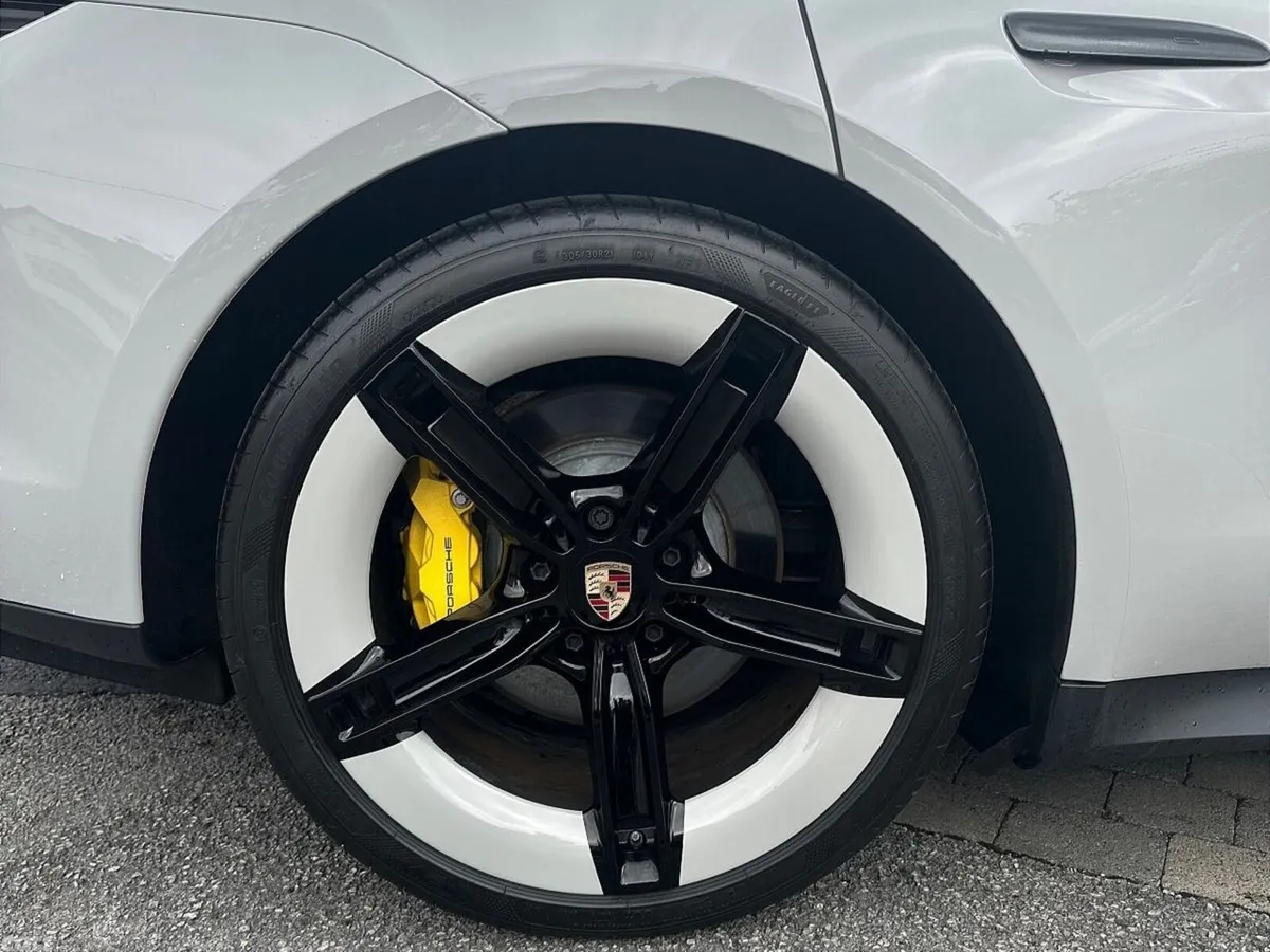 Porsche Taycan Coupe, Electric, 2025, Grey