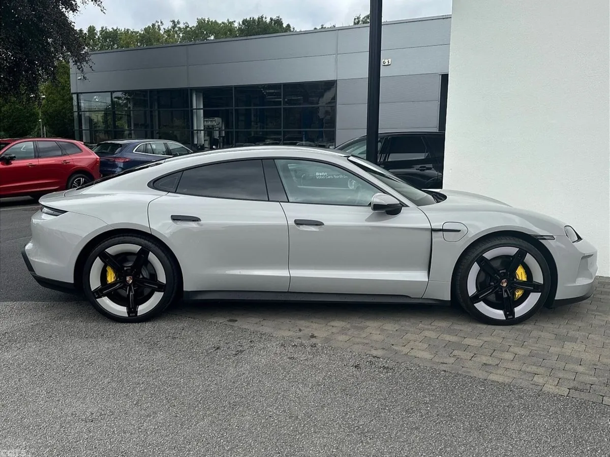 Porsche Taycan Coupe, Electric, 2025, Grey